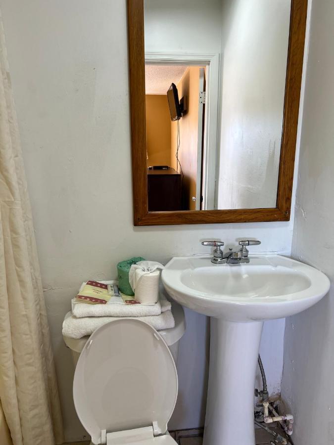 Budget Inn Decatur Priceville ภายนอก รูปภาพ